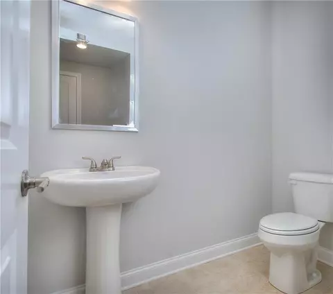 Bath - 87 Cooper Dr, Mansfield, GA 30055 photo 1 of 3