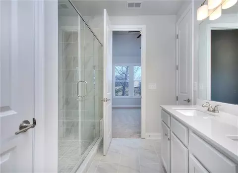 Bath - 87 Cooper Dr, Mansfield, GA 30055 photo 3 of 3