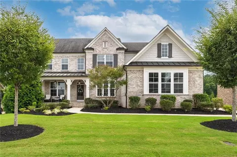220 Briar Hollow Ln, Woodstock, GA 30188