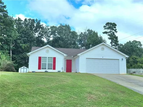 5274 Misty Meadow Dr, Lula, GA 30554