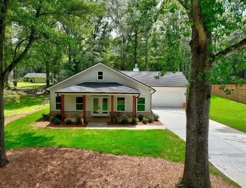 417 Shamrock Dr, Monroe, GA 30655