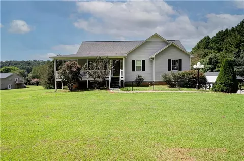 946 Gardner Springs Rd SE, Adairsville, GA 30103