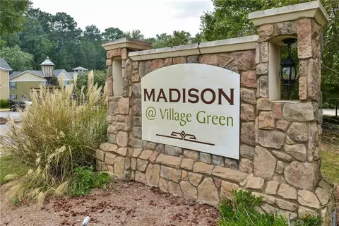 1307 Madison Ln SE, Smyrna, GA 30080