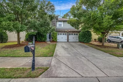 4319 Alysheba Dr, Fairburn, GA 30213
