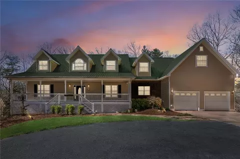 154 Hickory Ln, Dahlonega, GA 30533
