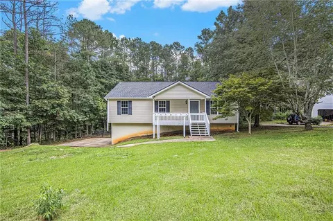 109 Rulon Ct, Carrollton, GA 30116