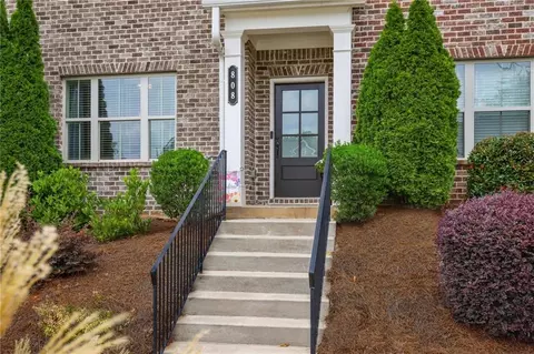 808 Caldwell Cir, Marietta, GA 30060