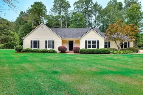 1496 River Falls Vw, Monroe, GA 30655