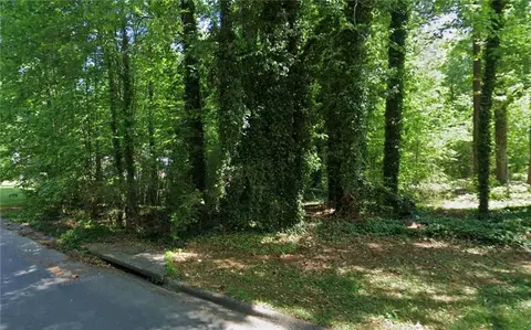 2520 Sandy Ct, Marietta, GA 30066