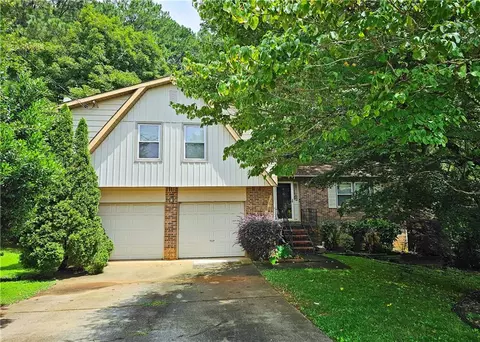 1261 Reilly Ln, Clarkston, GA 30021