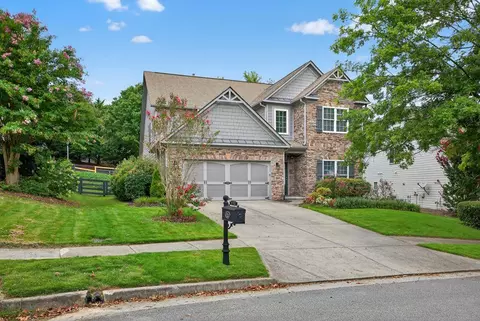 7712 Soaring Eagle Dr, Flowery Branch, GA 30542