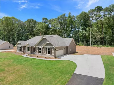 41 Hometown Ct, Jefferson, GA 30549 photo 3