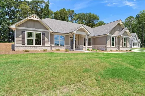 41 Hometown Ct, Jefferson, GA 30549 photo 2