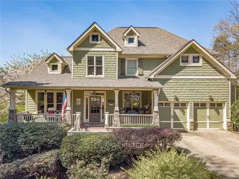 3828 Morning Meadow Ln, Buford, GA 30519