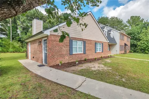 6464 River Park Dr, Riverdale, GA 30274