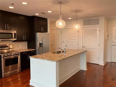 1080 Peachtree St NE #2915, Atlanta, GA 30309