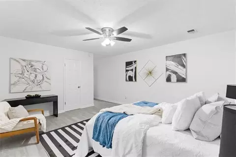 5852 Fox Run, Rex, GA 30273 photo 14
