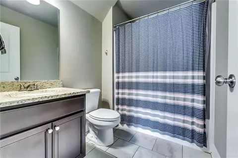 Bath - 1412 Chapman Cir, Monroe, GA 30656 photo 2 of 2