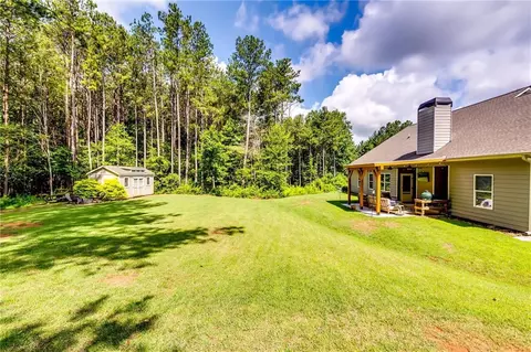 Exterior - 1412 Chapman Cir, Monroe, GA 30656 photo 10 of 10