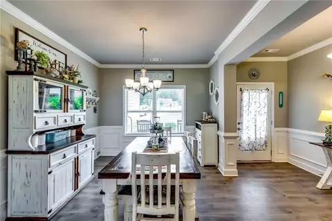 Entry Way - 1412 Chapman Cir, Monroe, GA 30656 photo 3 of 6