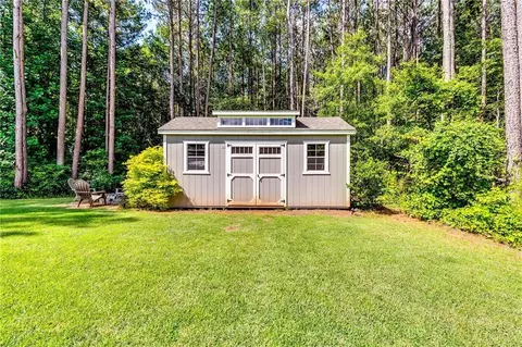 Exterior - 1412 Chapman Cir, Monroe, GA 30656 photo 7 of 10