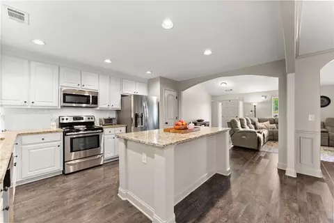 2112 Perry Place Ln, Monroe, GA 30656 photo 13