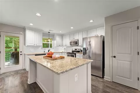 2112 Perry Place Ln, Monroe, GA 30656 photo 9