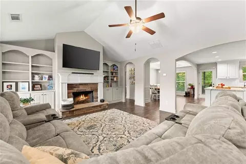 2112 Perry Place Ln, Monroe, GA 30656 photo 6