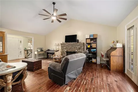 1578 New Hope Rd, Toccoa, GA 30577 photo 4