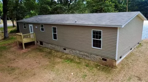 8671 Pea Ridge Rd, Cornelia, GA 30531 photo 3