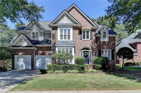 1050 Beacon Hill Xing, Alpharetta, GA 30005
