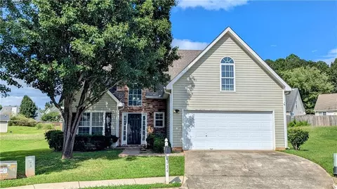 4934 Serena Ct, Lithonia, GA 30038
