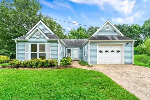926 River Rock Dr, Woodstock, GA 30188