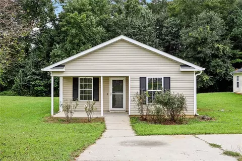 3645 Ten Oaks Cir, Powder Springs, GA 30127