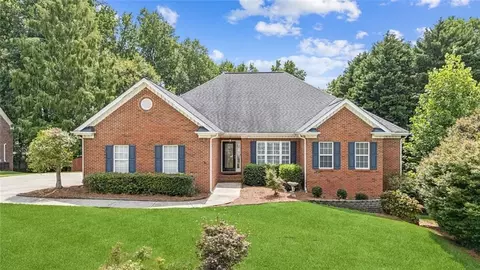 1182 Vintage Way, Hoschton, GA 30548