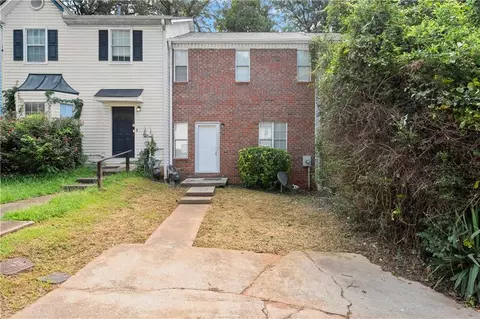 7221 Crestside Dr, Austell, GA 30168