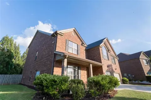 6354 Brookridge Dr, Flowery Branch, GA 30542