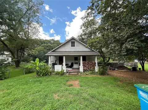121 Brookwood Ave, Commerce, GA 30529