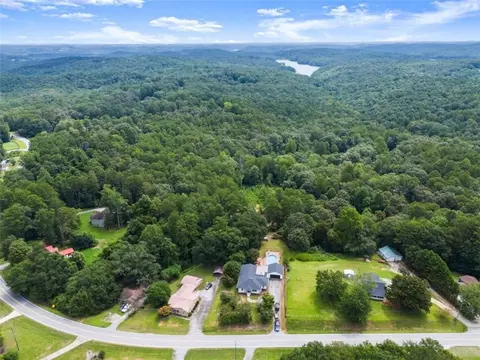 View/Area - 2110 Prather Bridge Dr, Toccoa, GA 30577 photo 3 of 9