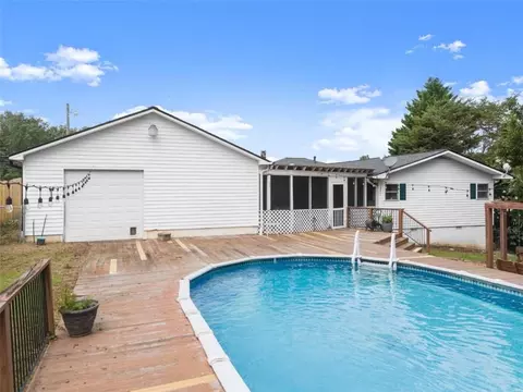 Exterior - 2110 Prather Bridge Dr, Toccoa, GA 30577 photo 19 of 23