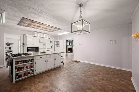 Kitchen - 2110 Prather Bridge Dr, Toccoa, GA 30577 photo 3 of 10
