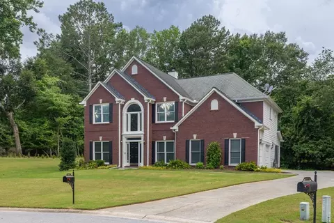 Exterior - 6625 Eagle Pt, Suwanee, GA 30024 photo 3 of 9