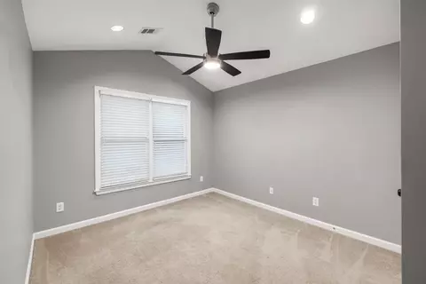 Bedroom - 6625 Eagle Pt, Suwanee, GA 30024 photo 6 of 10