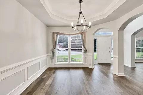 Entry Way - 6625 Eagle Pt, Suwanee, GA 30024 photo 2 of 5