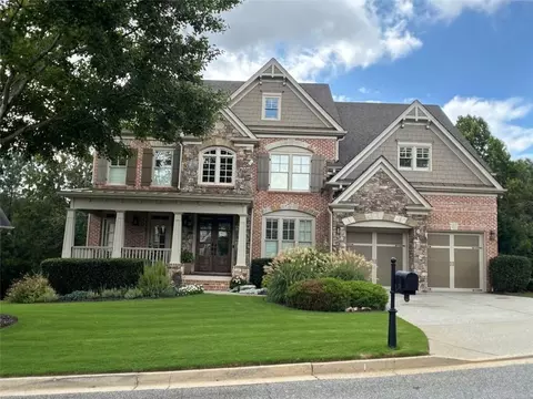 3240 Sydenham Ct, Cumming, GA 30041