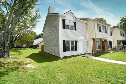 1693 Hunting Creek Dr SE, Conyers, GA 30013