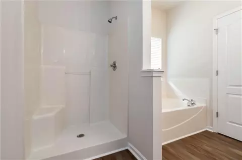 Bath - 140 Helm Dr, Covington, GA 30014 photo 2 of 4
