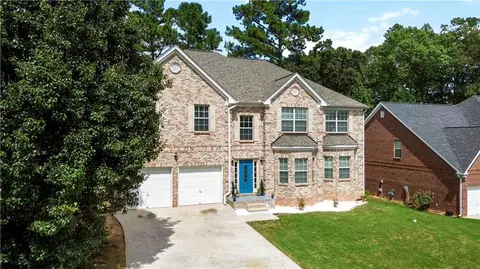 Exterior - 140 Helm Dr, Covington, GA 30014 photo 11 of 12