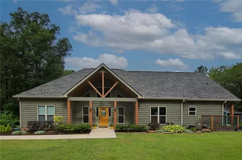 299 Savior Ln, Hamilton, GA 31811