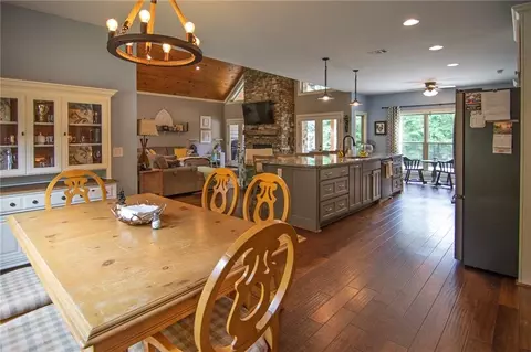 Dining - 299 Savior Ln, Hamilton, GA 31811 photo 1 of 3